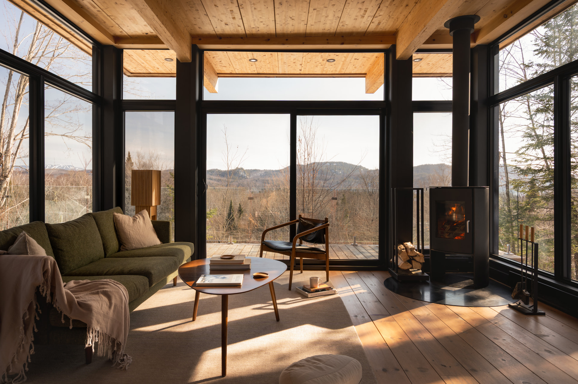 hintercabin x in tremblant - quebec